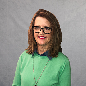 Colleen Lentz : Programs Assistant